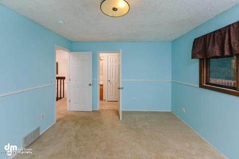 9516 Dundas Cir, Eagle River, AK 99577 photo 11