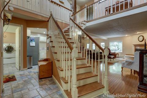7864 Highlander Dr, Anchorage, AK 99518 photo 2