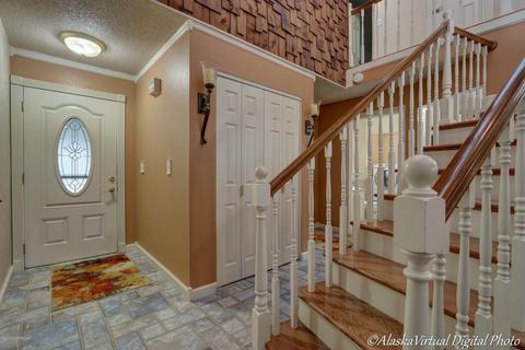 7864 Highlander Dr, Anchorage, AK 99518 photo 3