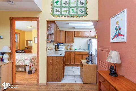 1421 E 17th Ave # 4, Anchorage, AK 99501 photo 10
