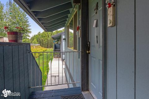 1421 E 17th Ave # 4, Anchorage, AK 99501 photo 4