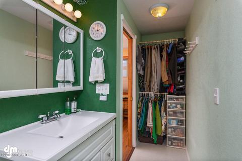 1421 E 17th Ave # 4, Anchorage, AK 99501 photo 21