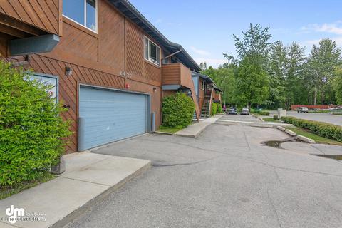 1421 E 17th Ave # 4, Anchorage, AK 99501 photo 3