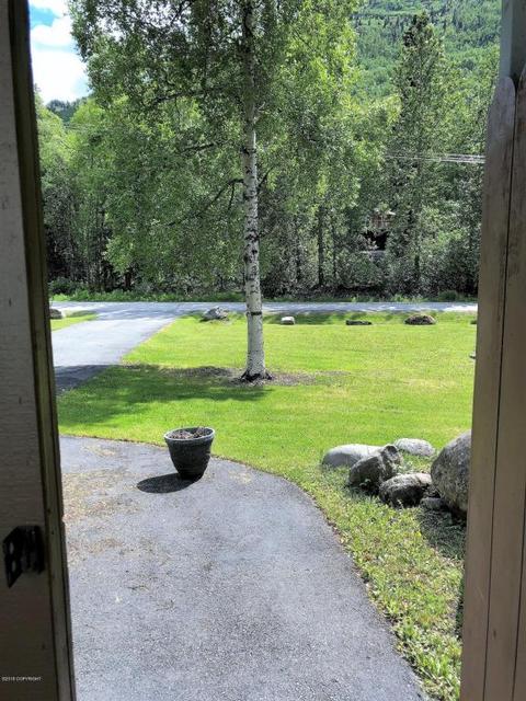 20839 River Park Dr, Eagle River, AK 99577 photo 3
