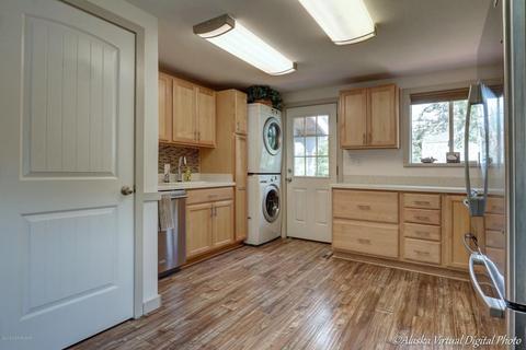 1431 Atkinson Dr, Anchorage, AK 99504 photo 7