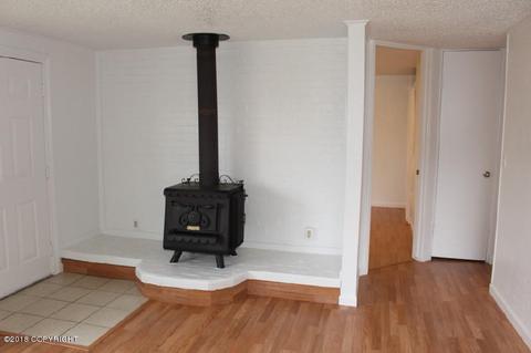 1600 Twining Dr, Anchorage, AK 99504 photo 5