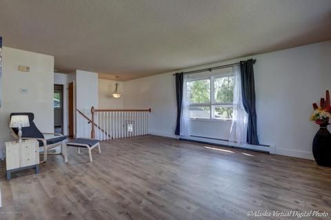 3549 Dunkirk Dr, Anchorage, AK 99502 photo 5