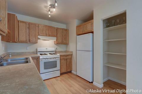 7825 Chaimi Loop, Anchorage, AK 99504 photo 9