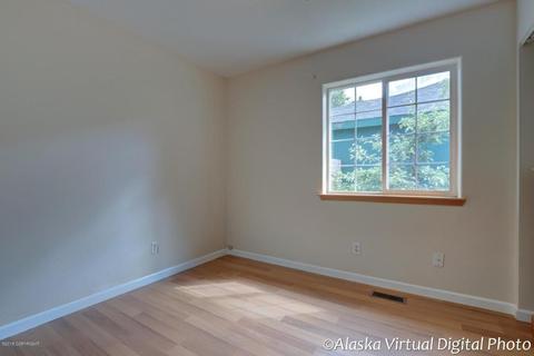 7825 Chaimi Loop, Anchorage, AK 99504 photo 18