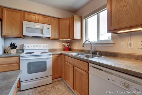 123 E 24th Ave # 3, Anchorage, AK 99503 photo 11