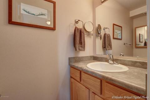 123 E 24th Ave # 3, Anchorage, AK 99503 photo 20