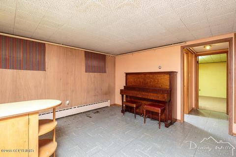209 E Harvard Ave, Anchorage, AK 99501 photo 22