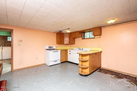 209 E Harvard Ave, Anchorage, AK 99501 photo 20