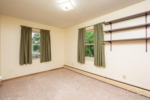209 E Harvard Ave, Anchorage, AK 99501 photo 16