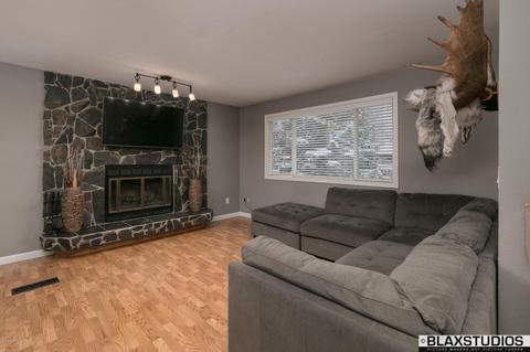 12311 Keystone Pl, Eagle River, AK 99577 photo 4