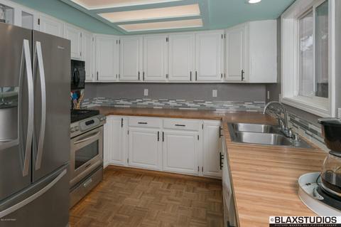 12311 Keystone Pl, Eagle River, AK 99577 photo 11