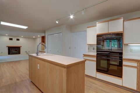 7202 Hunter Cir, Anchorage, AK 99502 photo 15