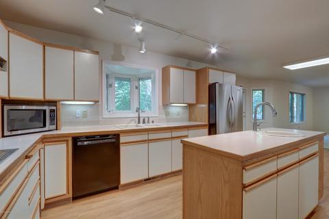 7202 Hunter Cir, Anchorage, AK 99502 photo 14