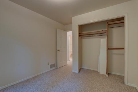 7202 Hunter Cir, Anchorage, AK 99502 photo 25