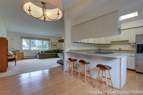 515 Fredricks Dr, Anchorage, AK 99504 photo 12