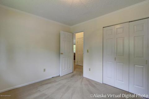515 Fredricks Dr, Anchorage, AK 99504 photo 15