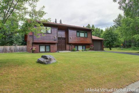 515 Fredricks Dr, Anchorage, AK 99504 photo 1
