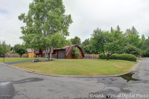 515 Fredricks Dr, Anchorage, AK 99504 photo 3