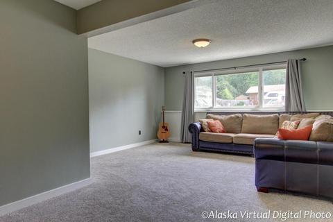 1806 Orca Pl, Anchorage, AK 99501 photo 18
