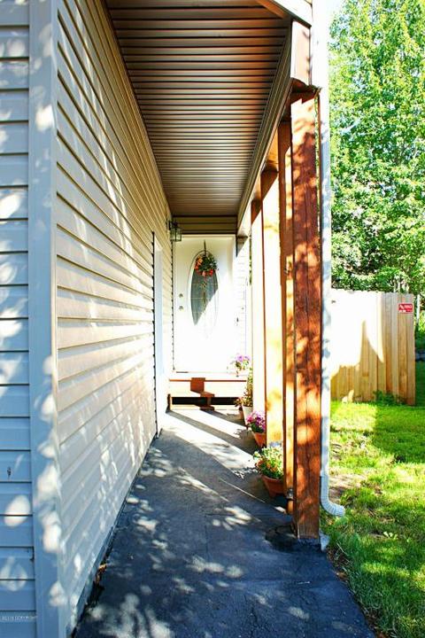 11749 Galloway Loop # 17, Eagle River, AK 99577 photo 3