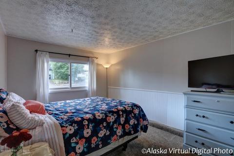 2658 Porter Pl, Anchorage, AK 99508 photo 9