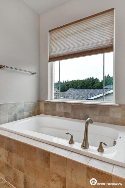 5566 Big Bend Loop, Anchorage, AK 99502 photo 21