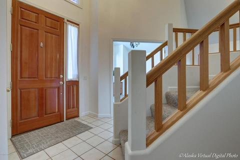 7232 Hunter Cir, Anchorage, AK 99502 photo 9