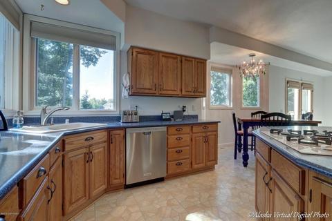7232 Hunter Cir, Anchorage, AK 99502 photo 19