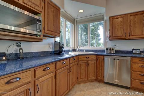 7232 Hunter Cir, Anchorage, AK 99502 photo 20