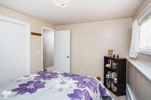4413 E 9th Ave, Anchorage, AK 99508 photo 32
