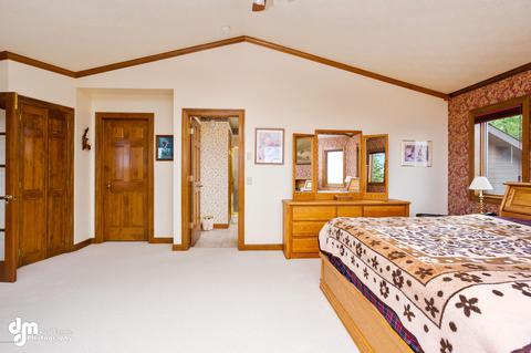 10231 Middlerock Rd, Anchorage, AK 99507 photo 43