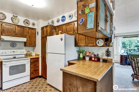 8551 E 11th Ct, Anchorage, AK 99504 photo 11