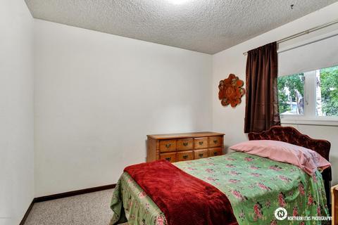 8551 E 11th Ct, Anchorage, AK 99504 photo 17