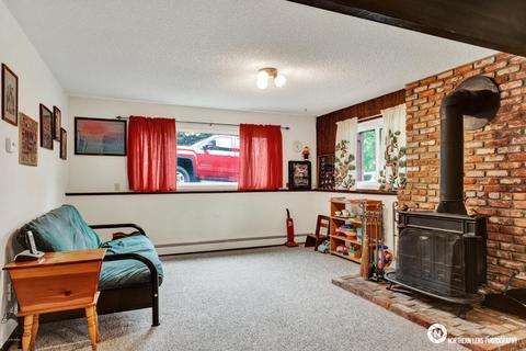 8551 E 11th Ct, Anchorage, AK 99504 photo 27
