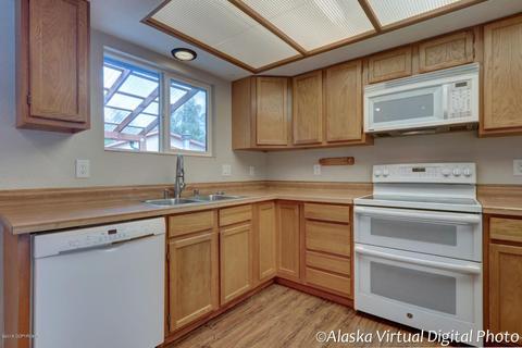 9840 Dinaaka Dr, Eagle River, AK 99577 photo 12