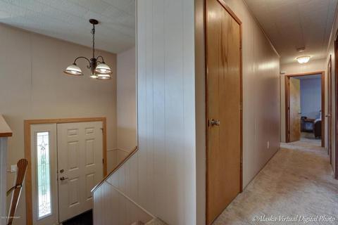 1807 Dimond Dr, Anchorage, AK 99507 photo 15
