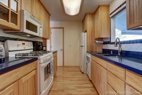 1807 Dimond Dr, Anchorage, AK 99507 photo 13