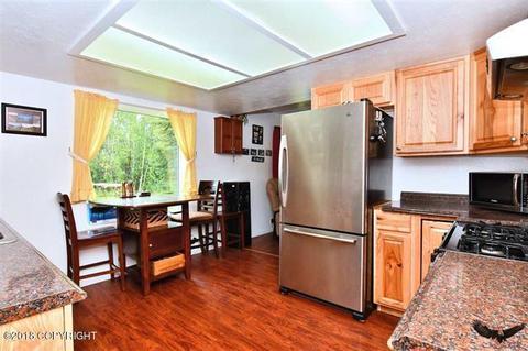 2849 Circle Loop Rd, North Pole, AK 99705 photo 5