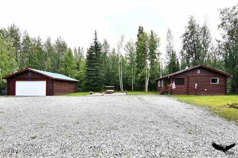 2849 Circle Loop Rd, North Pole, AK 99705 photo 3