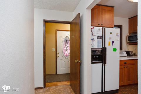 3353 Wiley Post Loop, Anchorage, AK 99517 photo 4