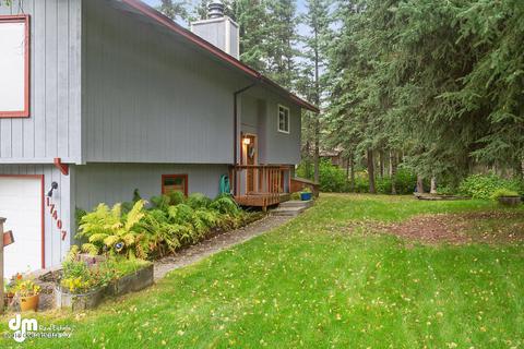 17407 Teklanika Dr, Eagle River, AK 99577 photo 4