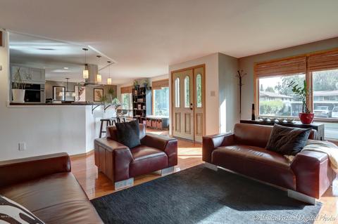 1322 O St, Anchorage, AK 99501 photo 12