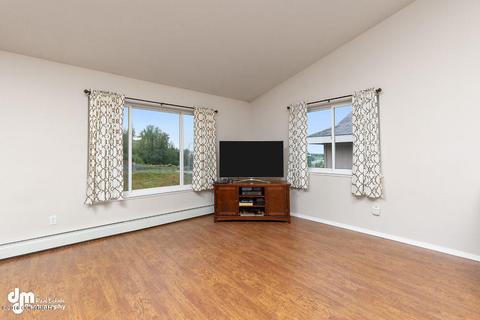 17065 Bowen Cir # 92, Eagle River, AK 99577 photo 6
