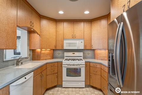 8201 E 6th Ave, Anchorage, AK 99504 photo 12