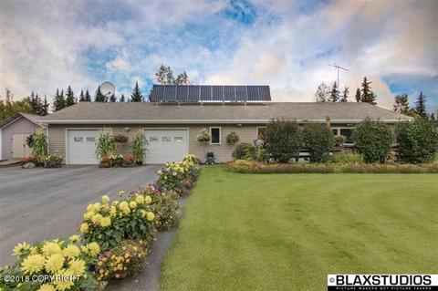 1082 Dee Ln, North Pole, AK 99705 photo 1